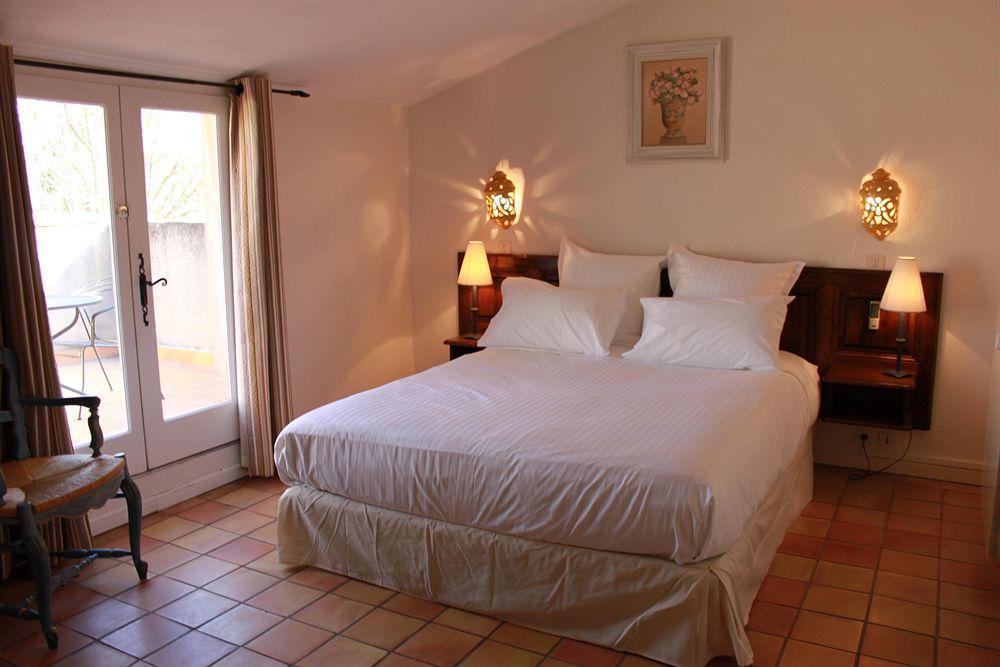Hotel Mas De Cure Bourse LʼIsle-sur-la-Sorgue Exterior foto